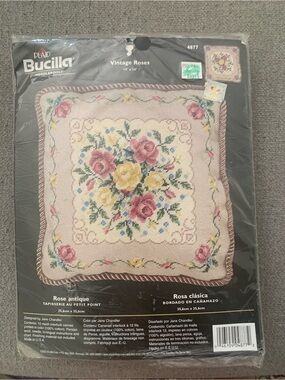 Vintage Bucilla Vintage Roses Needlepoint Pillow Kit